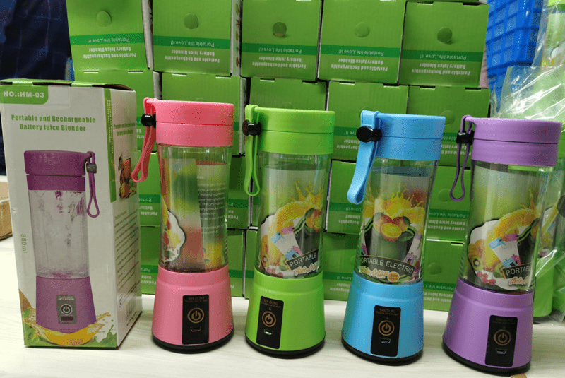 Portable Blender With USB Rechargeable Mini Kitchen Fruit Juice Mixer Home Simple Portable Electric Mini Juicer